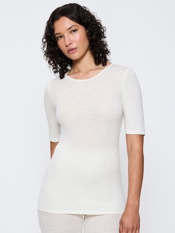 TRIUMPH - Camisa 'Beauty Layers' em branco: frente