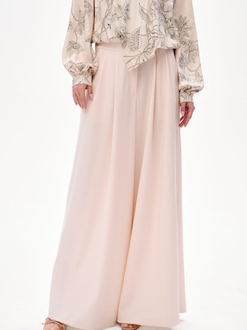 Blue Shadow Regular Pants in Beige: front