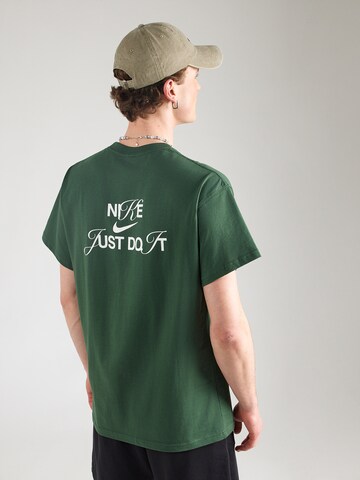 Maglietta di Nike Sportswear in verde