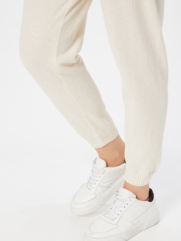 Effilé Pantalon 'JASMINE' WAL G. en blanc