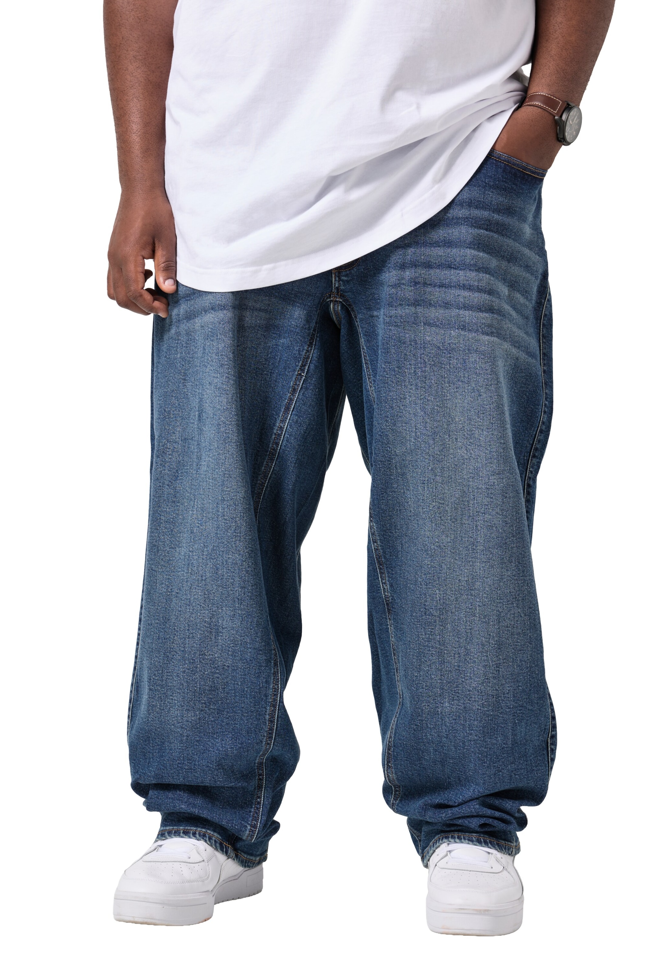 STHUGE Loose fit Jeans in Blue: front