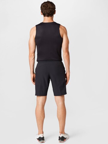 UNDER ARMOUR Regular Sporthose in Schwarz