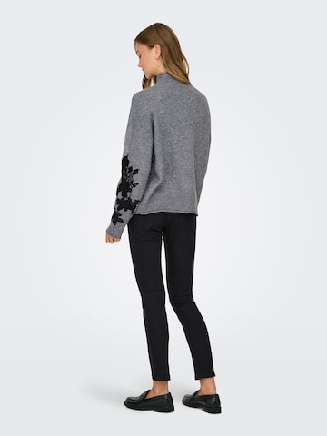 ONLY Pullover 'ONLLISA' in Grau