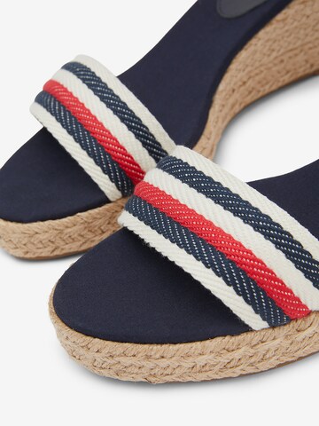 TOMMY HILFIGER Sandali | modra barva