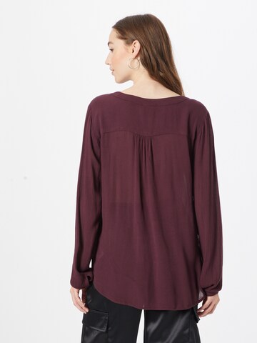 Kaffe - Blusa 'Amber' en rojo