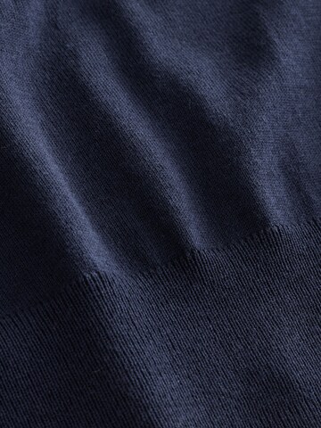 Next Pullover in Blau