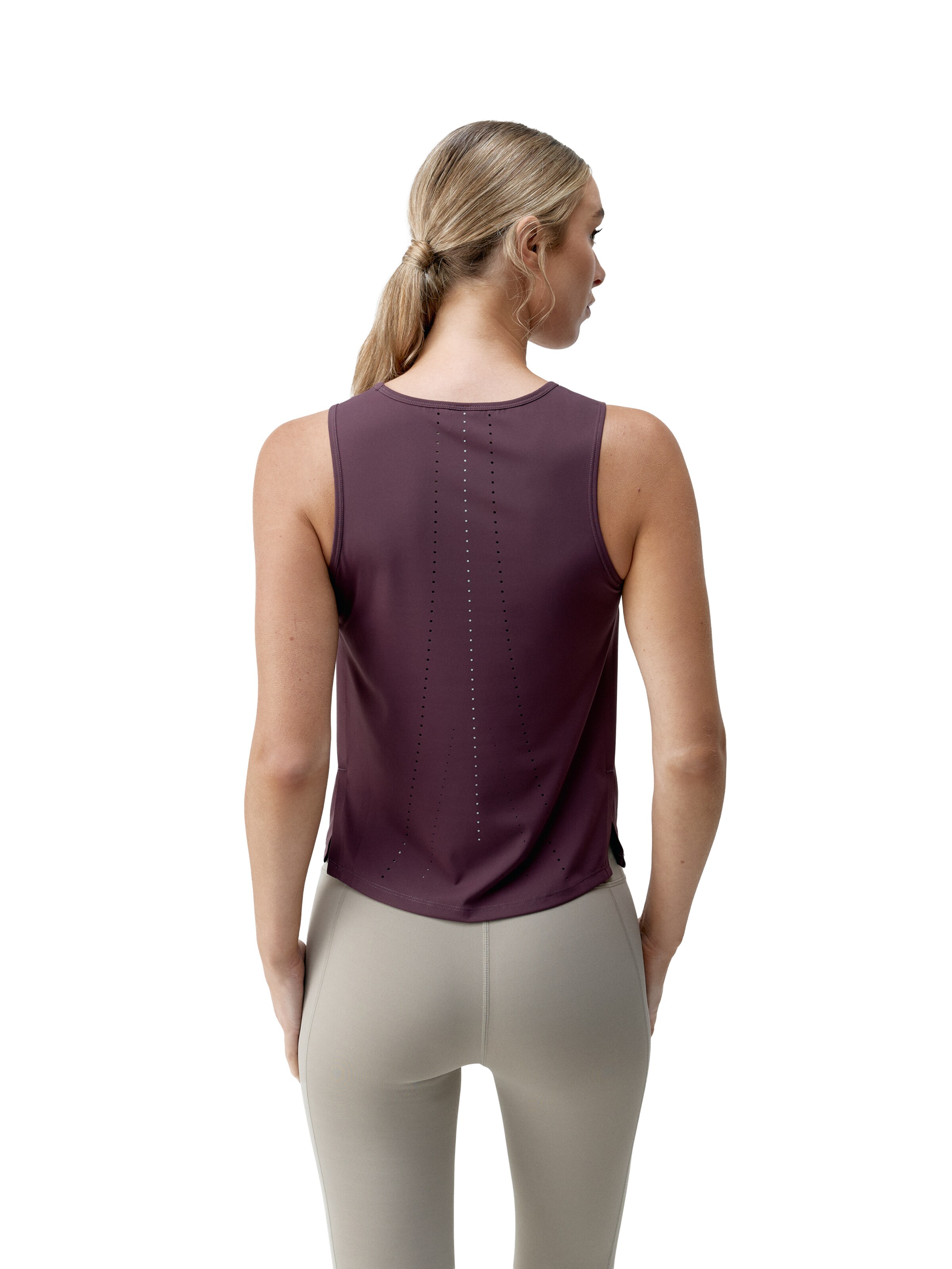 Born Living Yoga Functioneel shirt 'Race' in Lila