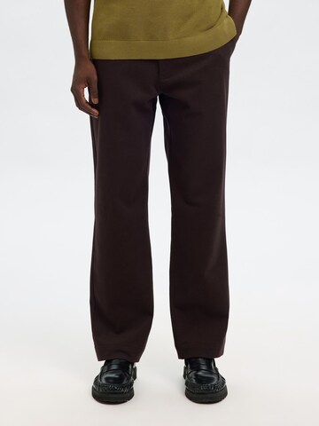 SELECTED Regular Pants in Brown: front