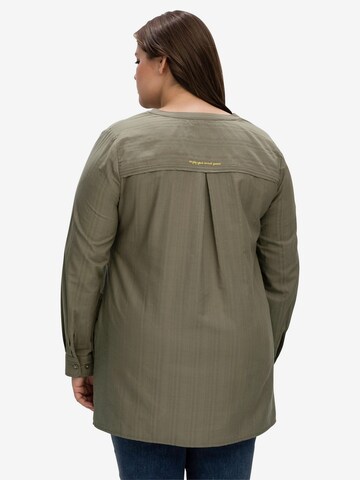 SHEEGO Blouse in Green