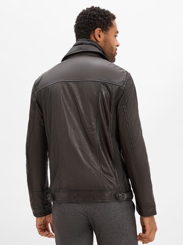 Finshley & Harding Between-season jacket in Brown