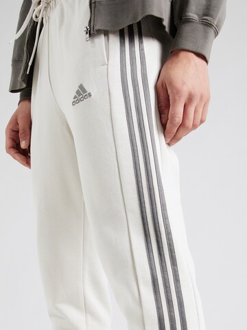 ADIDAS SPORTSWEAR - Tapered Calças de desporto em bege