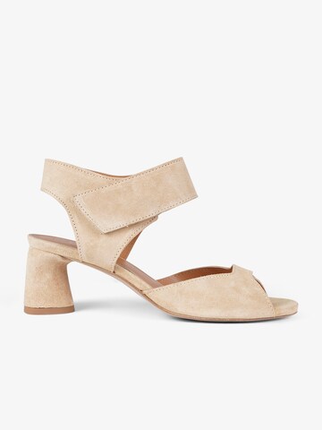 ANCAMY Hochhackige Sandalen in Beige
