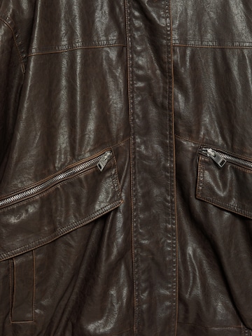 Pull&Bear Overgangsjakke i brun