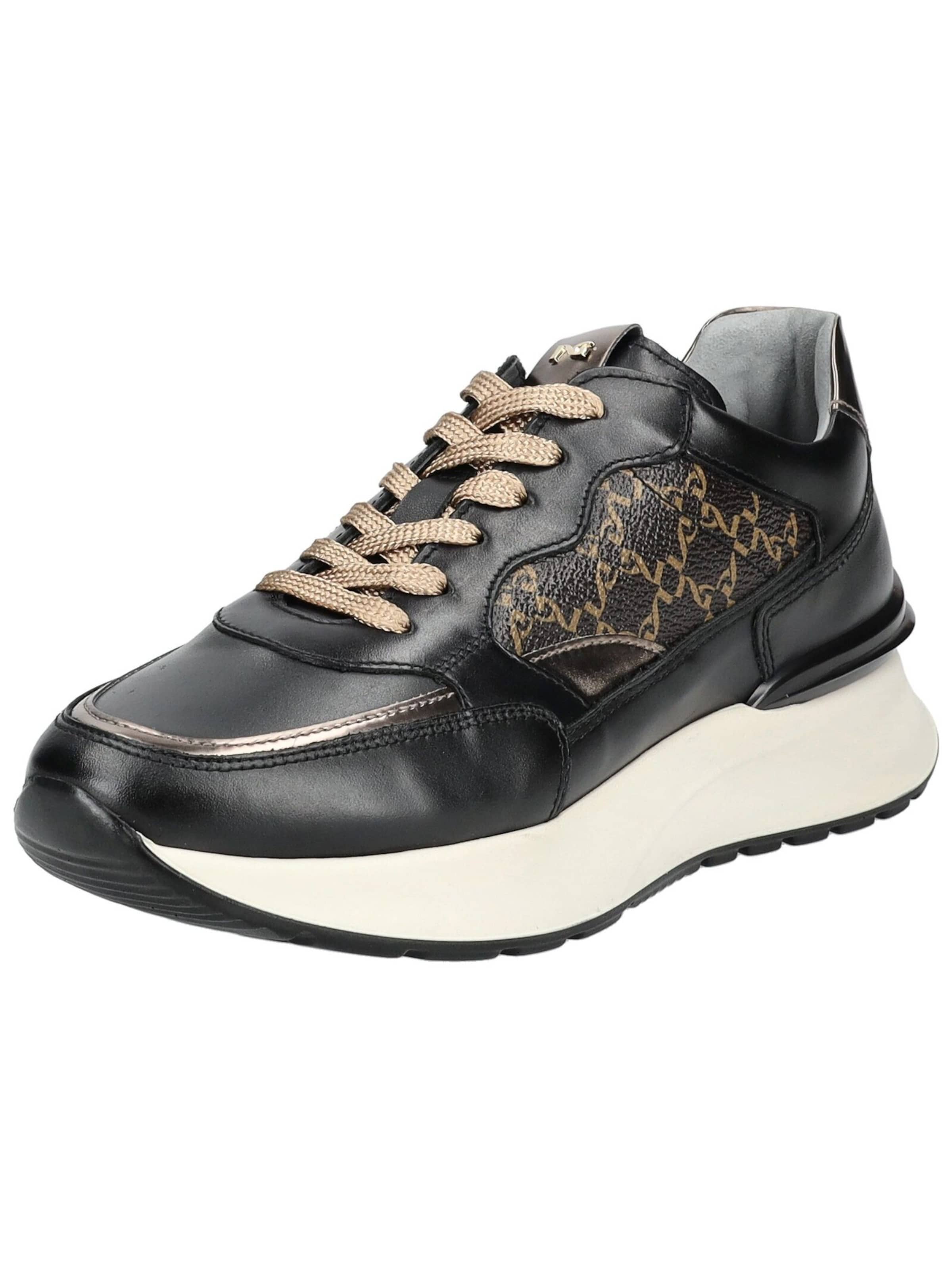 Sneaker bassa di Nero Giardini in nero: frontale