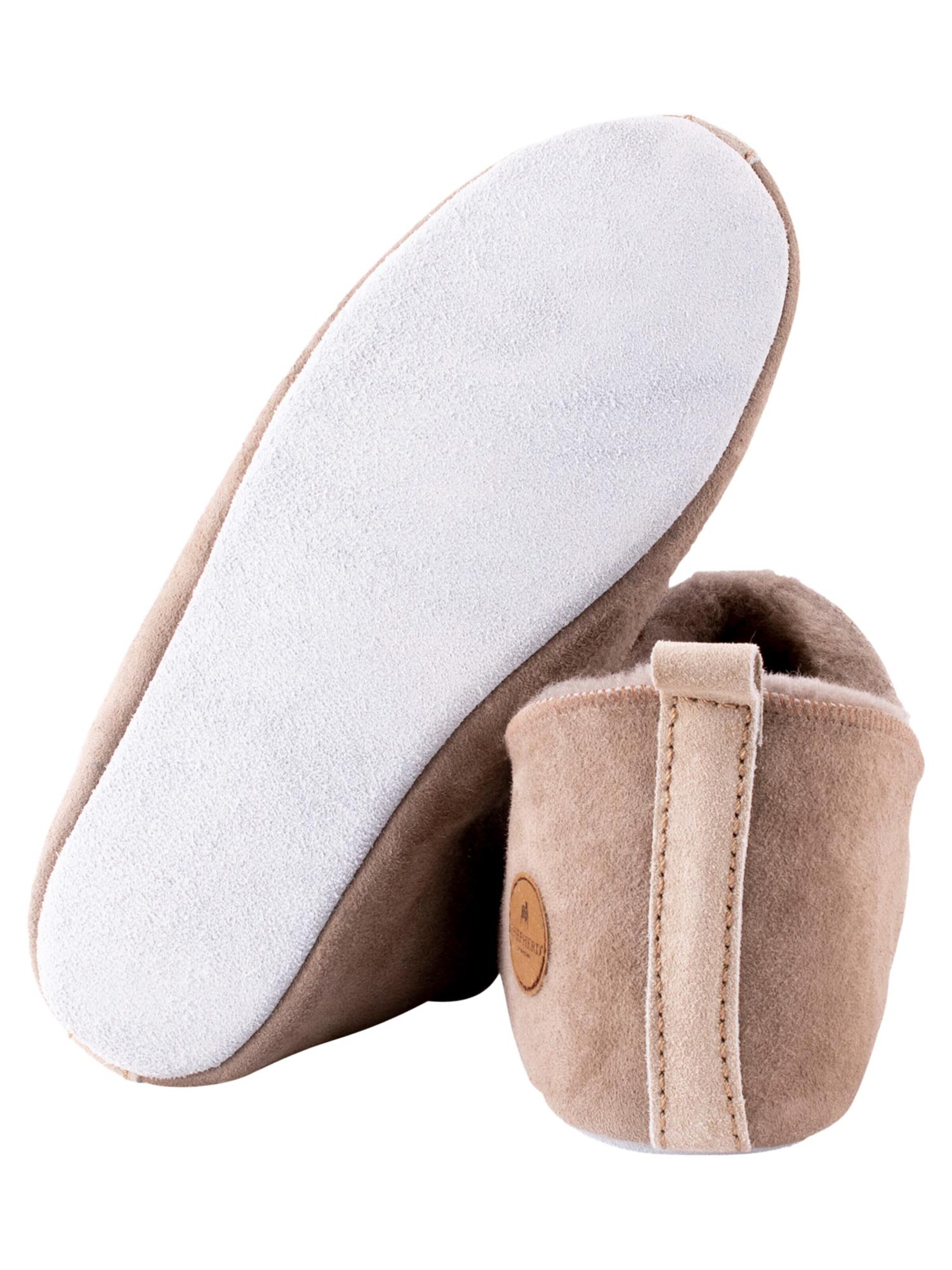 SHEPHERD Slippers 'Lina' in Beige