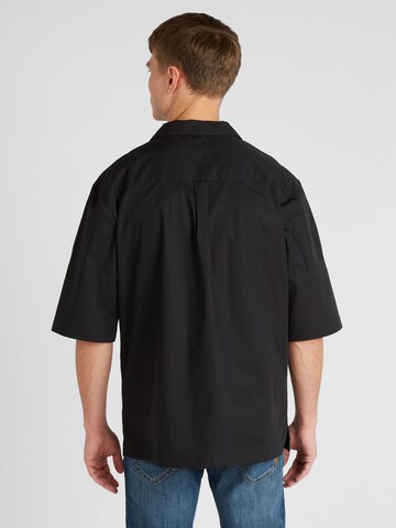 TOPMAN - Ajuste confortable Camisa en negro