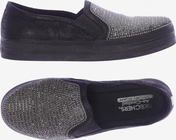 SKECHERS Flats & Loafers in 38 in Grey: front