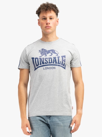 LONSDALE Bluser & t-shirts 'HENCONNER' i grå: forside
