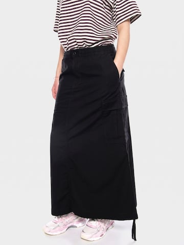 Gonna 'W' Cargo Skirt Long Black rinsed' di Carhartt WIP in nero: frontale