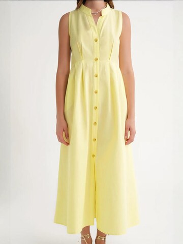 MixRay - Vestidos camiseiros em amarelo