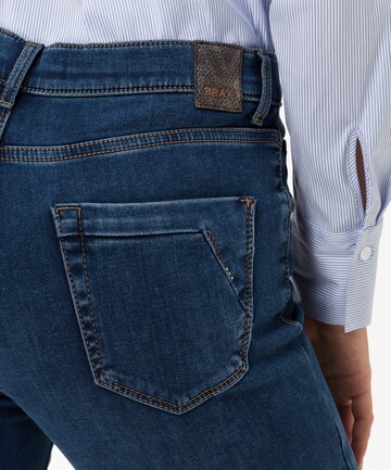 Regular Jeans 'Mary' de la BRAX pe albastru