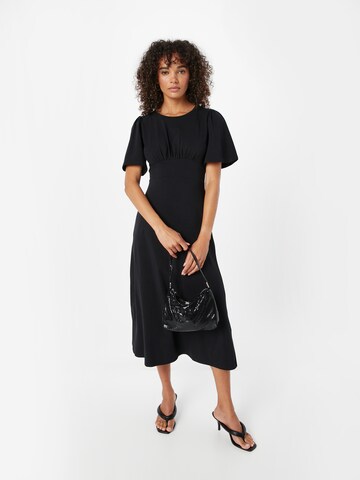 Rochie de la Dorothy Perkins pe negru