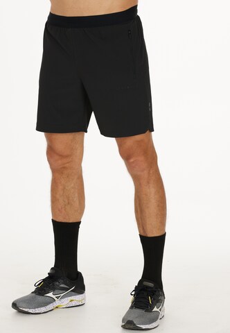 Virtus Regular Outdoorhose 'Colin' in Schwarz: predná strana