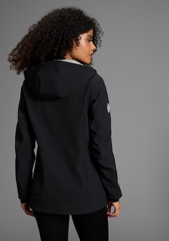 OCEAN SPORTSWEAR Performance Jacket in Black
