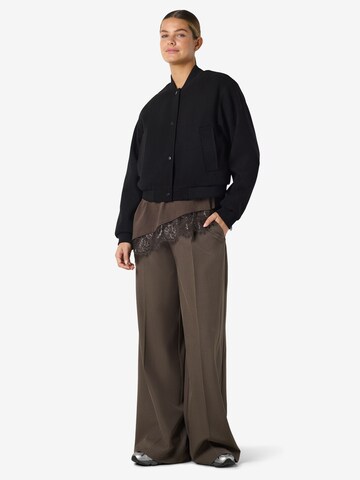 Noisy may Overgangsjakke 'NMEddi' i sort