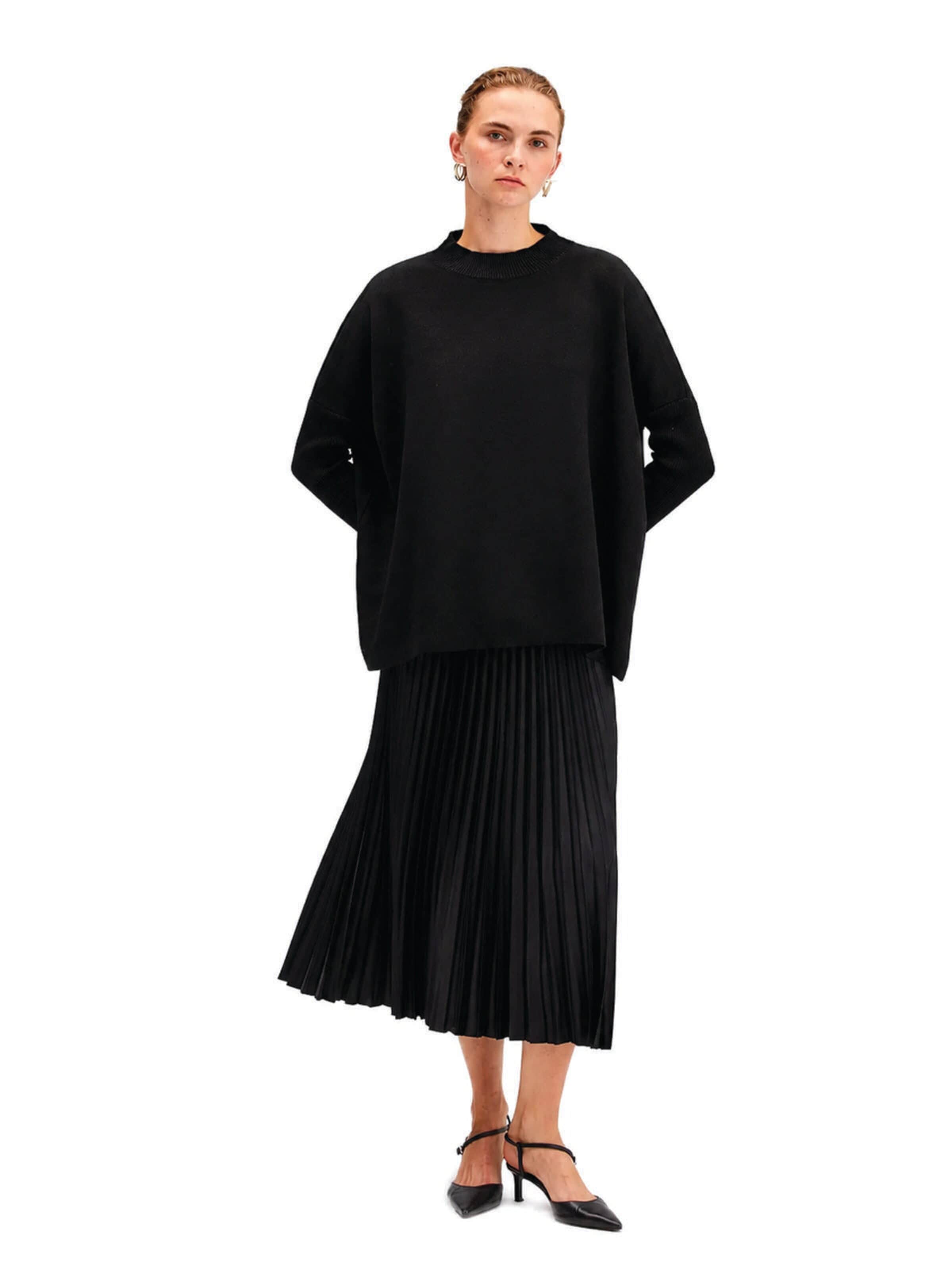 Pullover 'Drop Shoulder Knit Tunic' di Touché Privé in nero: frontale