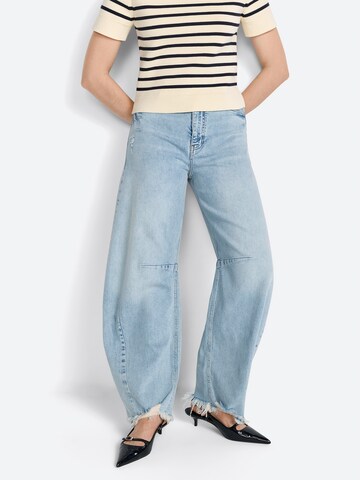 Rich & Royal Tapered Jeans in Blue: front