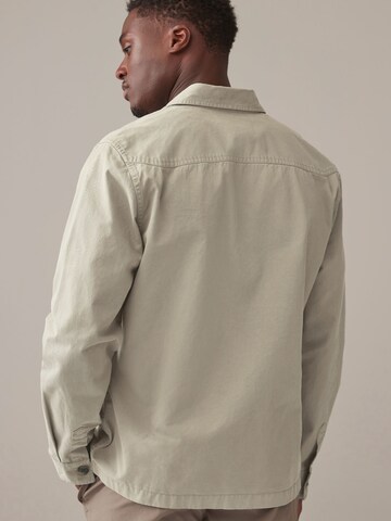 Coupe regular Chemise Next en gris