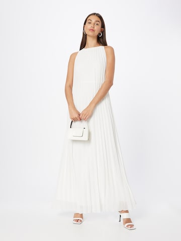 APART Φόρεμα σε λευκό