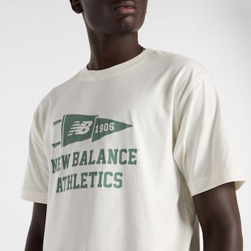 new balance Shirt 'Varsity Pennant' in Wit