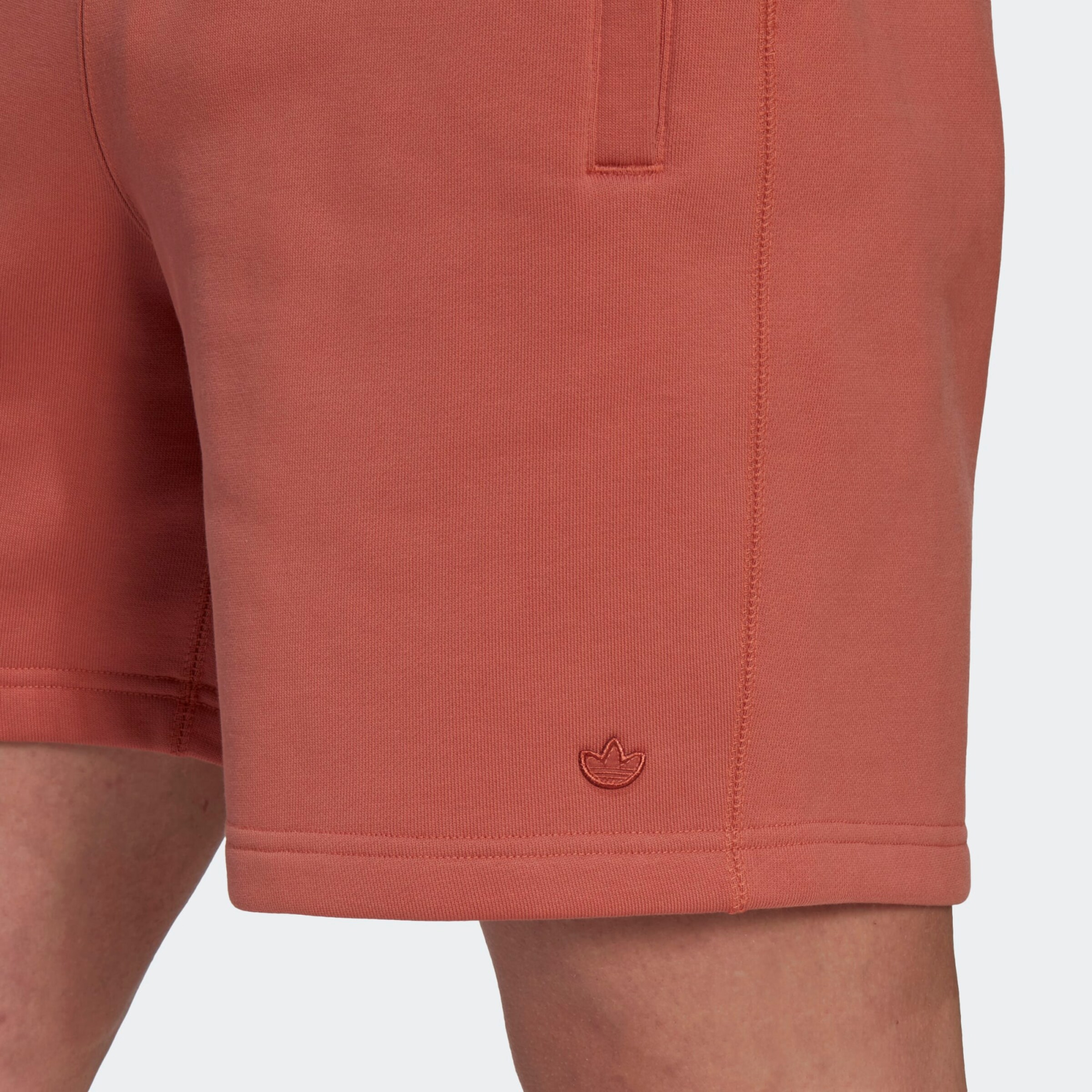 Männer Hosen ADIDAS ORIGINALS Shorts in Braun - GO81227