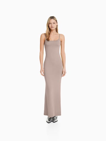 Bershka Kleid in Beige