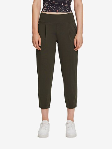 ESPRIT Tapered Workout Pants in Green: front