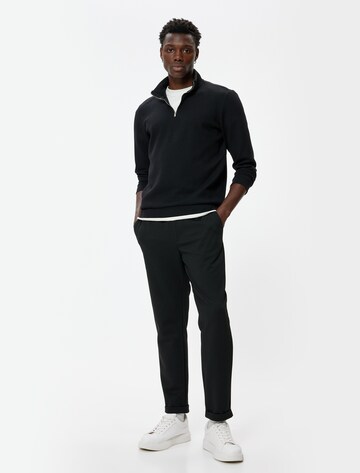 Koton Slim fit Trousers in Black