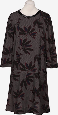 Essentiel Antwerp Dress in M in Grey: front