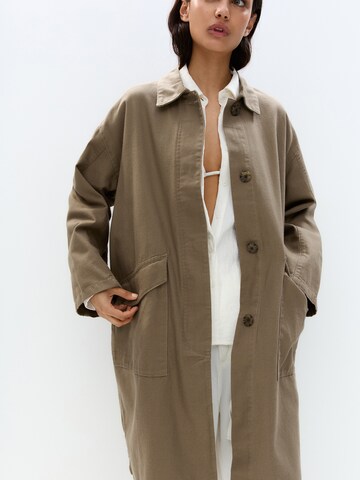 Pull&Bear Mantel in Grün