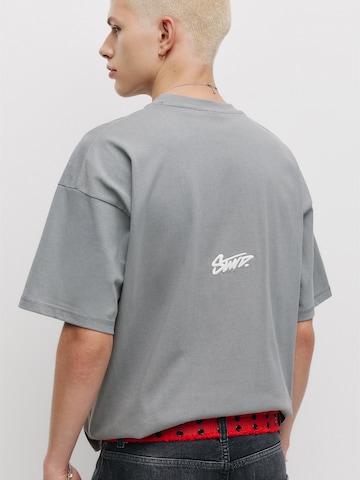 Pull&Bear Koszulka 'STWD' w kolorze niebieski: przód