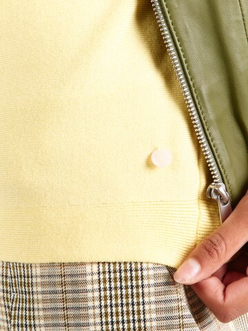 NÜMPH Sweater 'DAYA' in Yellow