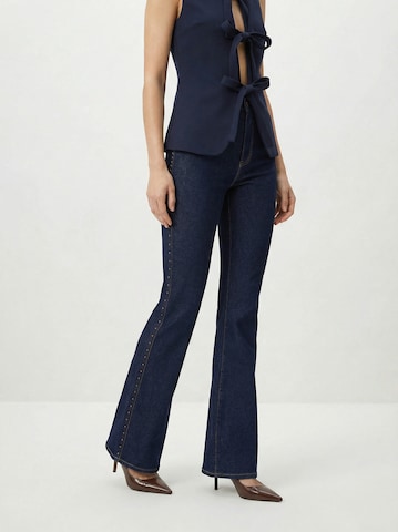 Hoermanseder Расклешенный Джинсы в Синий: спереди