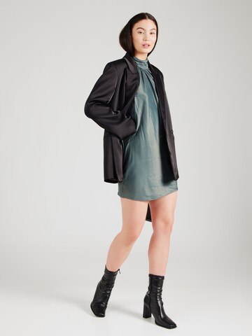 TOPSHOP Платье в Зеленый