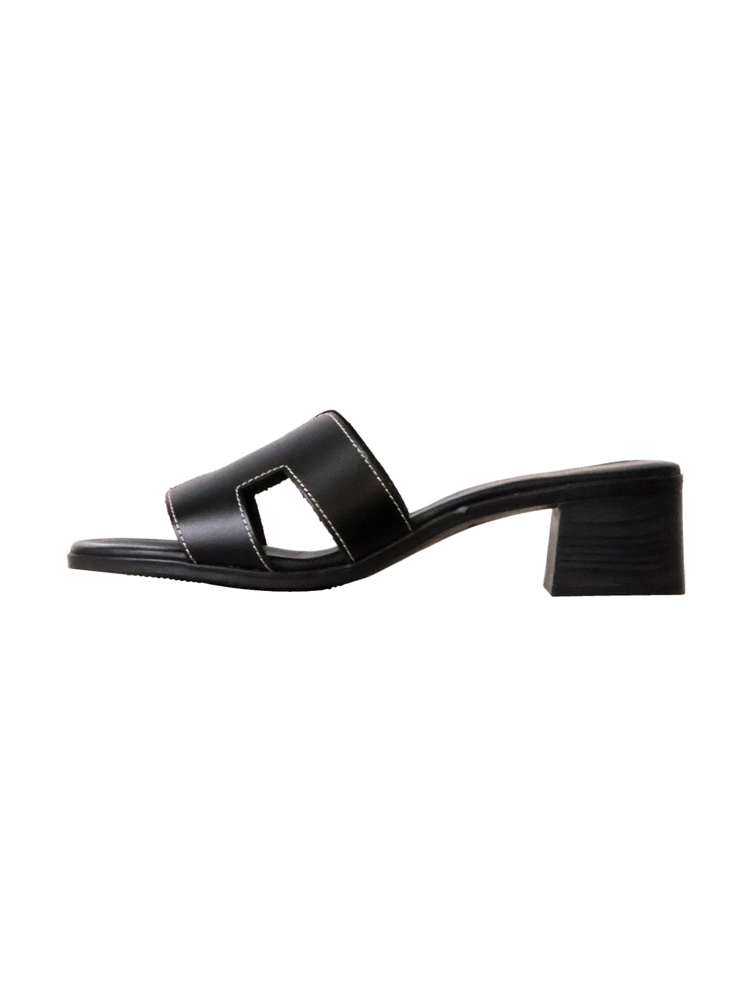 Oh my Sandals Sandals in Black: front