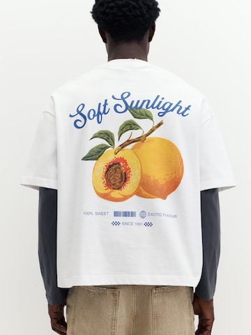 T-Shirt 'SUMMER PEACH' Pull&Bear en blanc : devant