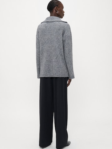 Vero Moda Tall Sweter 'VMMIRLA' w kolorze szary