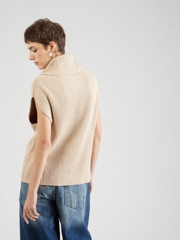 s.Oliver Sweater in Beige