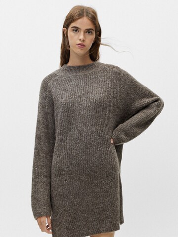 Robes en maille Pull&Bear en marron : devant