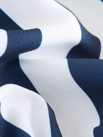 Next Badeshorts in Blau